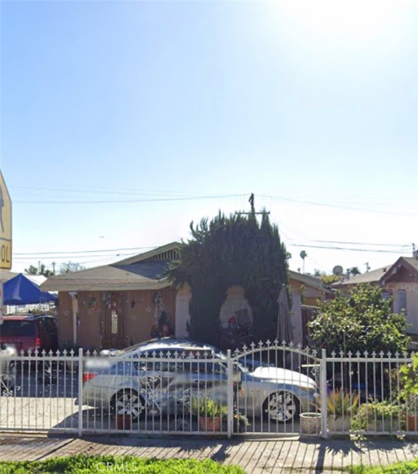 1222 W 59th Street
