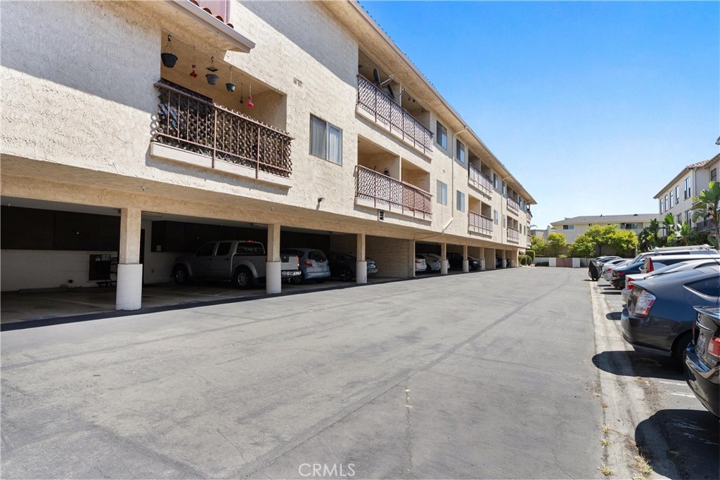 MLS #OC25199741 image #25