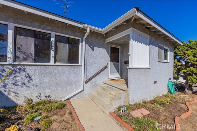 1308 Irena Avenue, Redondo Beach, California 90277, 3 Bedrooms Bedrooms, ,1 BathroomBathrooms,Residential,Sold,Irena,SB22205382