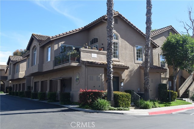 MLS# OC23095351