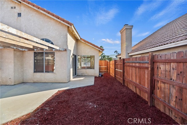 Detail Gallery Image 10 of 11 For 16039 Nippet Ln, Moreno Valley,  CA 92551 - 3 Beds | 2/1 Baths