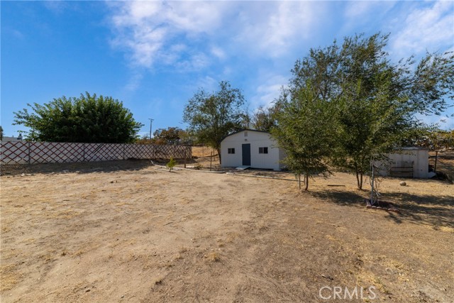 Detail Gallery Image 18 of 25 For 15816 La Verida Dr, Victorville,  CA 92395 - 3 Beds | 2 Baths