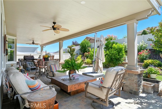 345 Lucinda Terrace, Beaumont CA: https://media.crmls.org/medias/ab1dfab8-a78e-4dd7-9bf1-9d90c8151e12.jpg