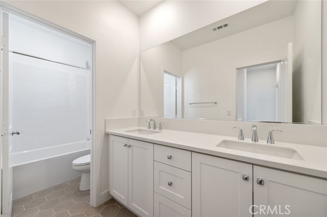 474 Lobata, Irvine CA: https://media.crmls.org/medias/ab1e1269-36aa-46d2-92cc-9d17a10f6489.jpg