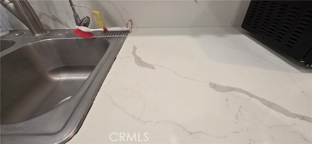 715 S Webster Avenue, Anaheim CA: https://media.crmls.org/medias/ab1e5264-9c8f-48e7-827c-389c68257c24.jpg