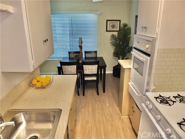 Detail Gallery Image 5 of 23 For 1101 E Ocean #25,  Long Beach,  CA 90802 - 1 Beds | 1 Baths