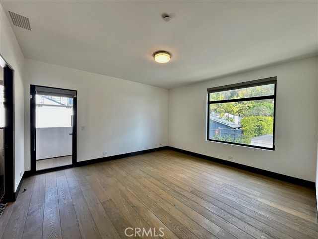 Detail Gallery Image 36 of 42 For 1319 Sunset Plaza Dr, Los Angeles,  CA 90069 - 4 Beds | 4/1 Baths