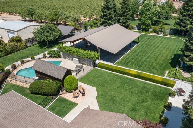 4742 Crow Road, Oakdale CA: https://media.crmls.org/medias/ab1fcae7-8bb4-41bd-9bb8-8a99dfbefbad.jpg