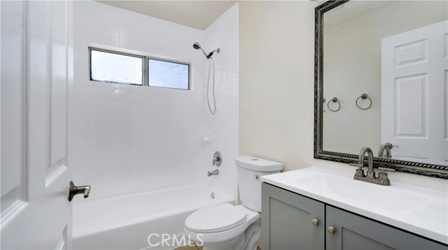 2116 Marine Avenue, Gardena CA: https://media.crmls.org/medias/ab1fd24a-d126-4d1a-9b64-5f2915fe9940.jpg