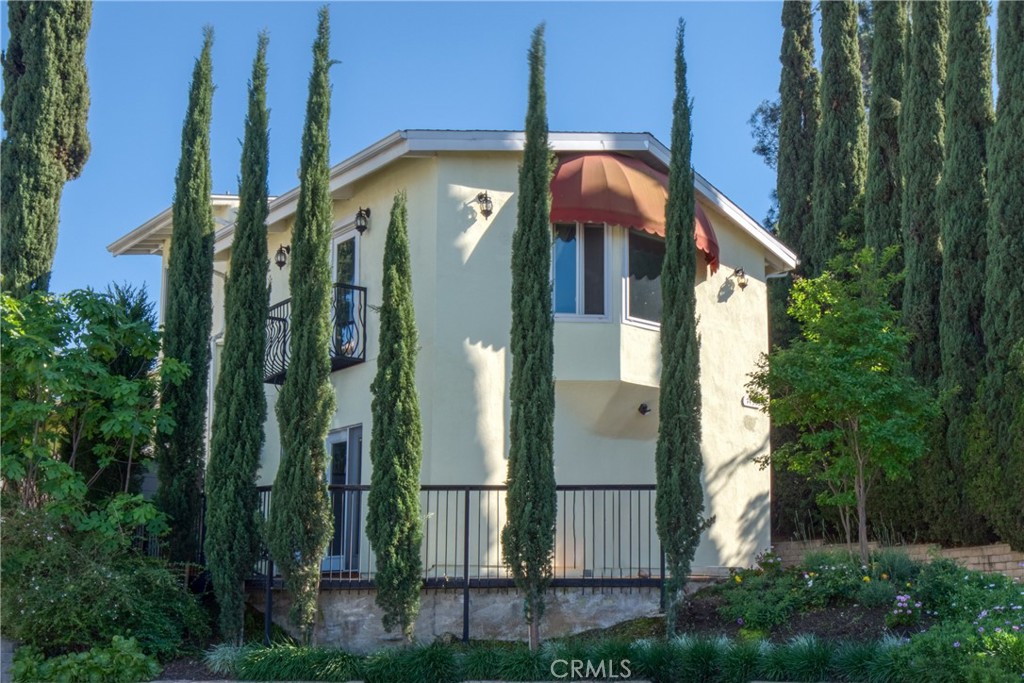 7796 Skyhill Drive