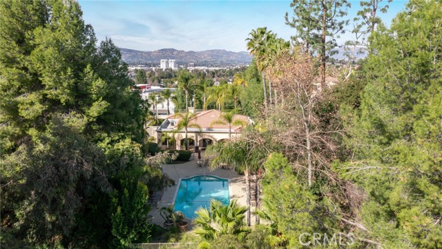 Detail Gallery Image 57 of 64 For 5220 #228 Premiere Hills Cir #228,  Woodland Hills,  CA 91364 - 2 Beds | 2/1 Baths
