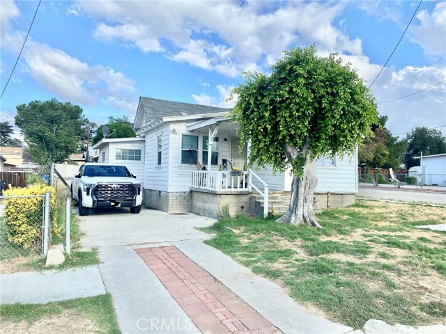 MLS# IV23165247