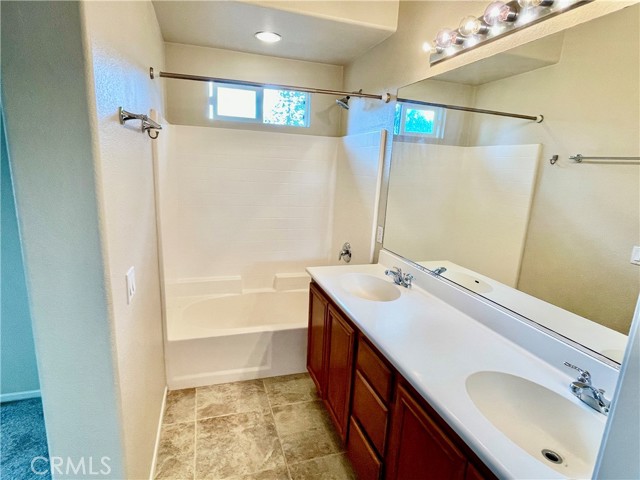 Detail Gallery Image 12 of 21 For 25276 Meadow Walk, Murrieta,  CA 92562 - 2 Beds | 2/1 Baths