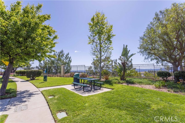 Detail Gallery Image 28 of 38 For 11480 Autumn Glen Ct, Porter Ranch,  CA 91326 - 3 Beds | 3 Baths