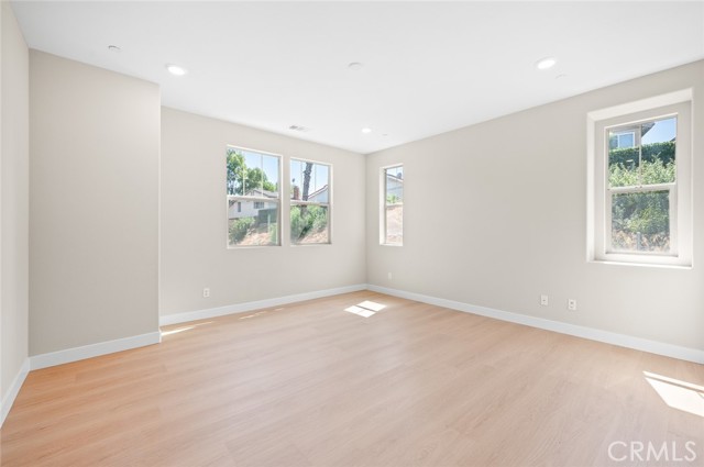Detail Gallery Image 30 of 53 For 15 Greensboro Ct, Pomona,  CA 91766 - 5 Beds | 4 Baths