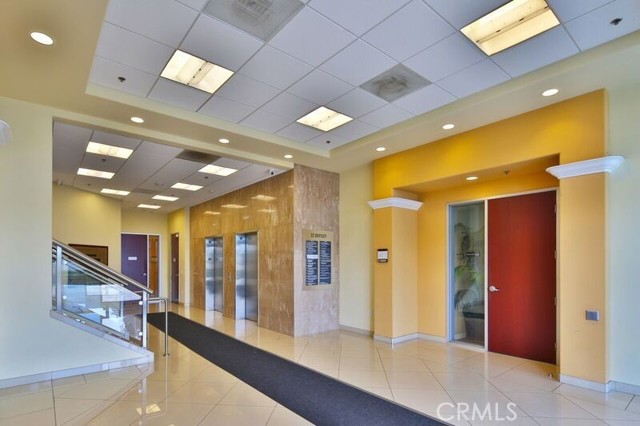 22 Odyssey, Irvine CA: https://media.crmls.org/medias/ab22e163-e640-47f2-8aff-b3e826c3aebf.jpg