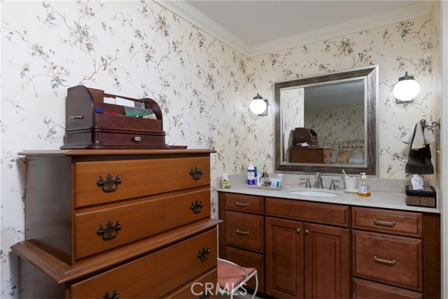 Detail Gallery Image 31 of 40 For 5842 Crestview, La Palma,  CA 90623 - 4 Beds | 2/1 Baths