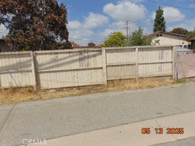 Image 5 of 24 For 20534 Pioneer Boulevard