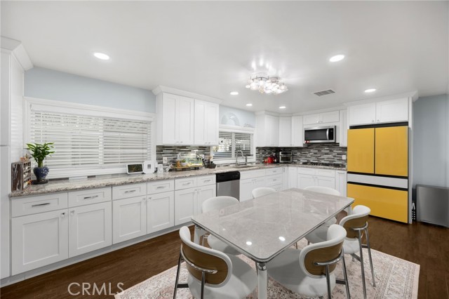 Detail Gallery Image 10 of 40 For 2251 Lake Glen Dr, La Habra,  CA 90631 - 3 Beds | 2 Baths