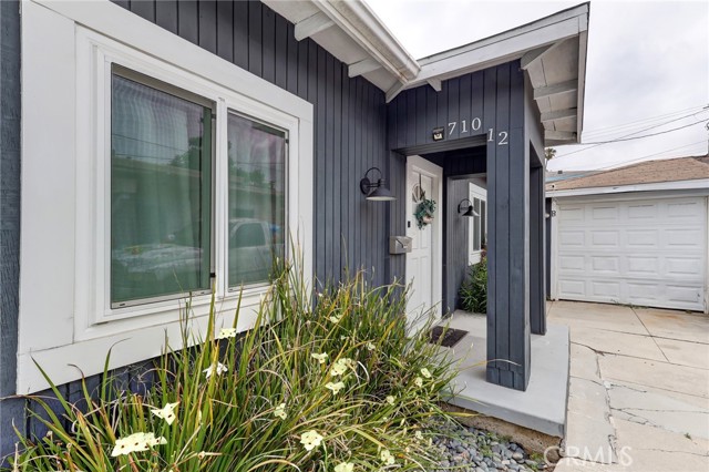 Detail Gallery Image 2 of 42 For 710 Larch St #1/2,  Inglewood,  CA 90301 - 1 Beds | 1 Baths