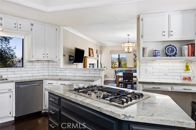 Detail Gallery Image 11 of 44 For 1020 Par, Paso Robles,  CA 93446 - 3 Beds | 2/2 Baths