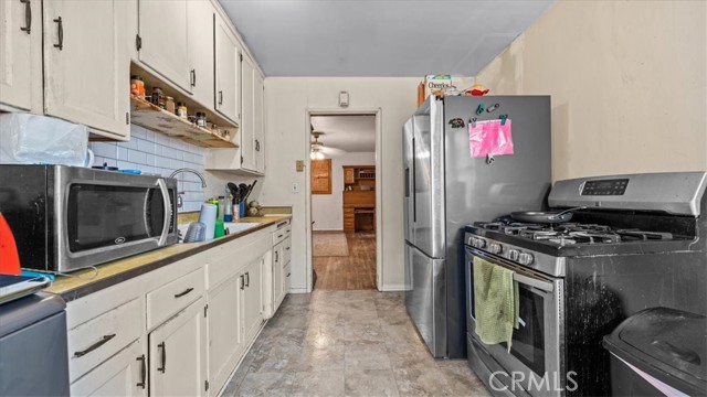 Detail Gallery Image 8 of 22 For 8110 Millergrove Dr, Whittier,  CA 90606 - 3 Beds | 1 Baths