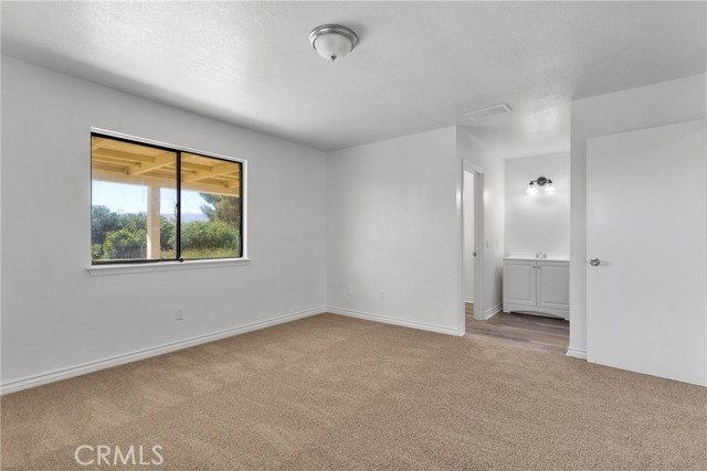 Detail Gallery Image 21 of 26 For 21037 Laguna Rd, Apple Valley,  CA 92308 - 3 Beds | 2 Baths