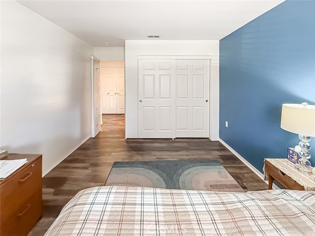 2037 Freesia Avenue, Simi Valley CA: https://media.crmls.org/medias/ab26707e-dc19-4ad4-b2f8-7d842c54c0c2.jpg