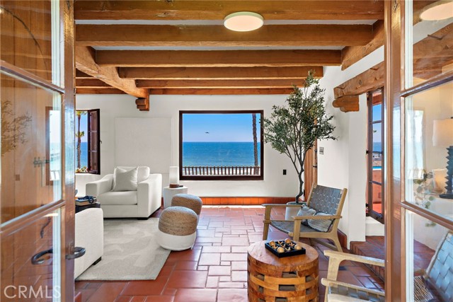 606 Avenida Victoria, San Clemente CA: https://media.crmls.org/medias/ab26aefa-3dc1-40ed-96f9-bc164f3794b6.jpg
