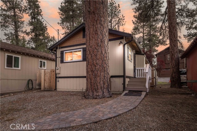 667 Lintner Road, Big Bear Lake, CA 92315