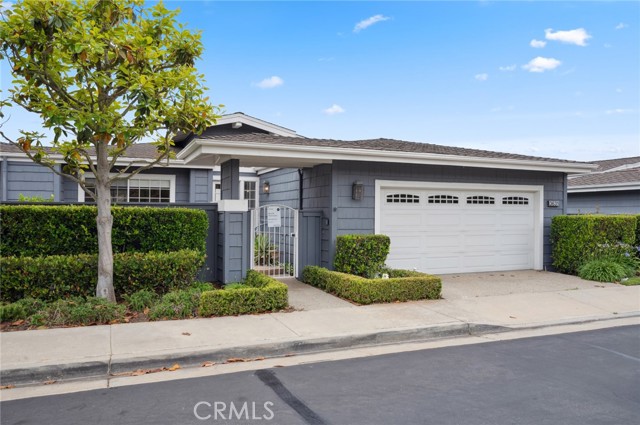 Detail Gallery Image 3 of 28 For 3631 Geranium Ave #70,  Corona Del Mar,  CA 92625 - 2 Beds | 2 Baths