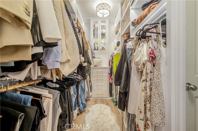 Detail Gallery Image 24 of 39 For 17065 Cantlay, Lake Balboa,  CA 91406 - 4 Beds | 3 Baths