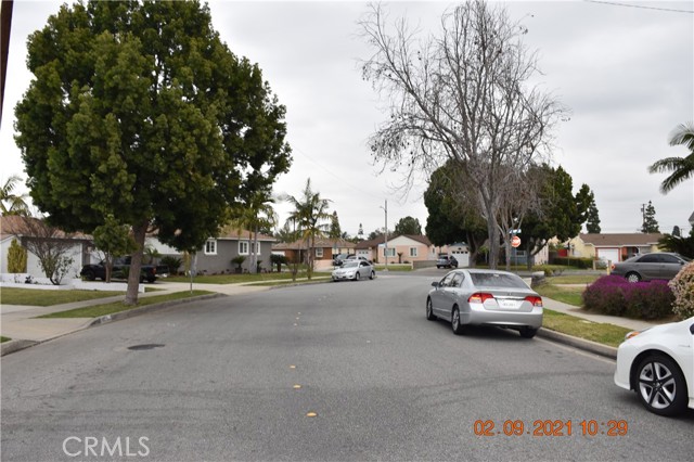 13321 Castana Avenue, Downey, California 90242, 4 Bedrooms Bedrooms, ,2 BathroomsBathrooms,Single Family Residence,For Sale,Castana,DW21027134