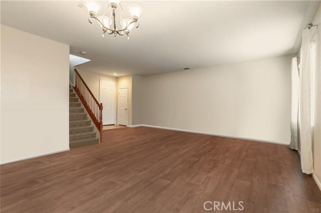 Detail Gallery Image 7 of 48 For 3408 Gemstone, Rosamond,  CA 93560 - 5 Beds | 3 Baths