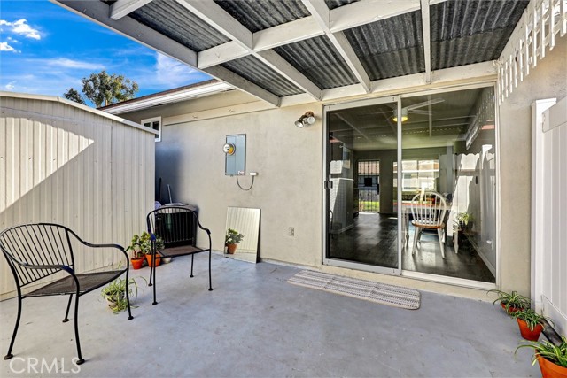 Detail Gallery Image 10 of 18 For 10210 Holburn, Huntington Beach,  CA 92646 - 1 Beds | 1 Baths