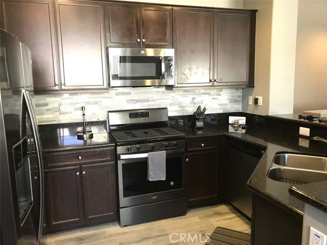 Detail Gallery Image 12 of 41 For 27427 Woburn Ct #1,  Murrieta,  CA 92562 - 2 Beds | 2 Baths