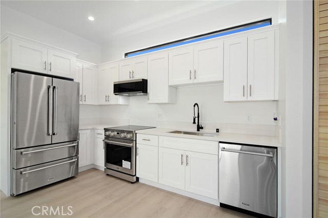 Detail Gallery Image 37 of 47 For 10947 Lurline Ave, Chatsworth,  CA 91311 - 5 Beds | 4 Baths