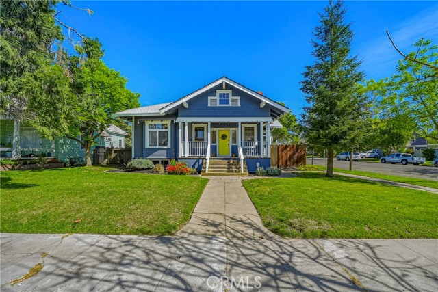 Detail Gallery Image 2 of 52 For 303 W 21st, Merced,  CA 95340 - 3 Beds | 2 Baths