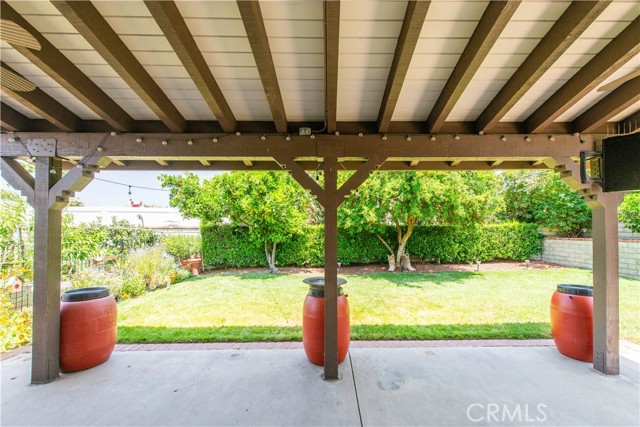 Detail Gallery Image 25 of 36 For 22447 Poplar St, Saugus,  CA 91390 - 4 Beds | 3 Baths
