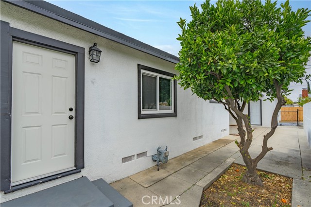 Detail Gallery Image 12 of 15 For 1142 Indian Hill Bld, Pomona,  CA 91767 - 3 Beds | 1 Baths