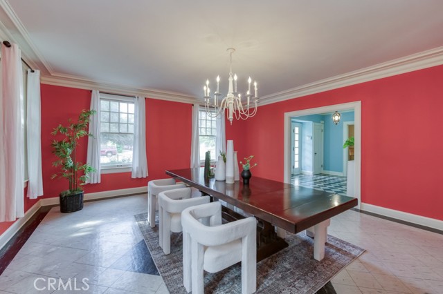 Detail Gallery Image 22 of 66 For 605 E Home Ave, Fresno,  CA 93728 - 5 Beds | 4/1 Baths