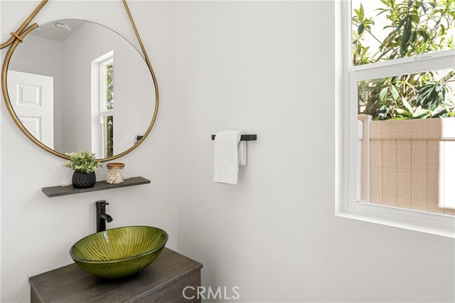 Detail Gallery Image 16 of 41 For 7217 Enclave Dr, Corona,  CA 92880 - 4 Beds | 2/1 Baths