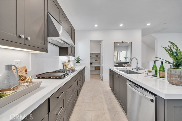 Detail Gallery Image 12 of 29 For 158 Restore, Irvine,  CA 92618 - 4 Beds | 3/1 Baths