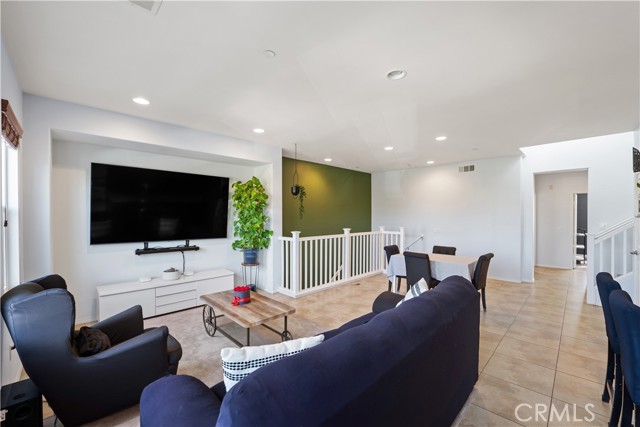 Detail Gallery Image 9 of 40 For 3108 N Oxnard Bld, Oxnard,  CA 93036 - 4 Beds | 3 Baths