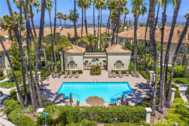26426 Modena, Laguna Hills CA: https://media.crmls.org/medias/ab30b972-3e15-4934-86b2-455f8fbeacec.jpg
