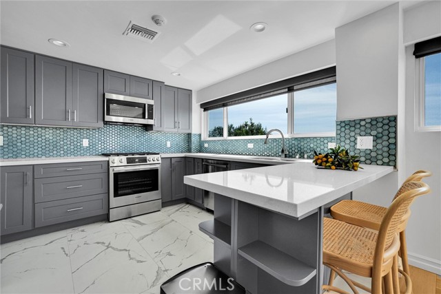 Detail Gallery Image 12 of 27 For 30347 Rhone Dr-Adu, Rancho Palos Verdes,  CA 90275 - 2 Beds | 1 Baths