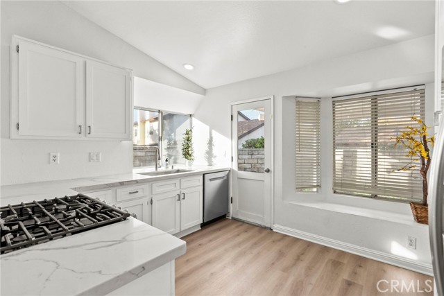 Detail Gallery Image 8 of 21 For 28325 Seco Canyon #365,  Saugus,  CA 91390 - 3 Beds | 2 Baths