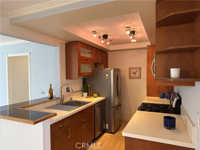 514 .5 Marigold Ave, Corona del Mar CA: https://media.crmls.org/medias/ab327982-3cea-4ac1-89be-e671b8614e96.jpg