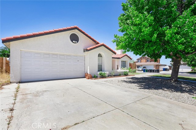 Detail Gallery Image 4 of 42 For 38145 53rd St, Palmdale,  CA 93552 - 4 Beds | 2 Baths