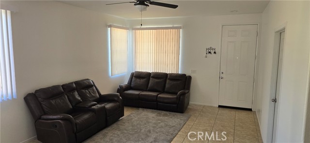 Detail Gallery Image 3 of 25 For 27653 Almont Way, Menifee,  CA 92585 - 4 Beds | 2 Baths